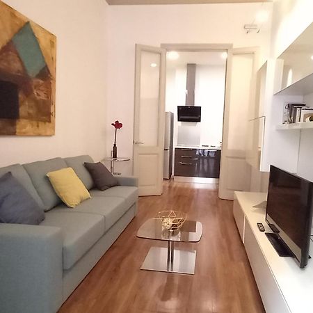 Eixample Patio Views With Amazing Terrace Apartment Barcelona Exterior foto