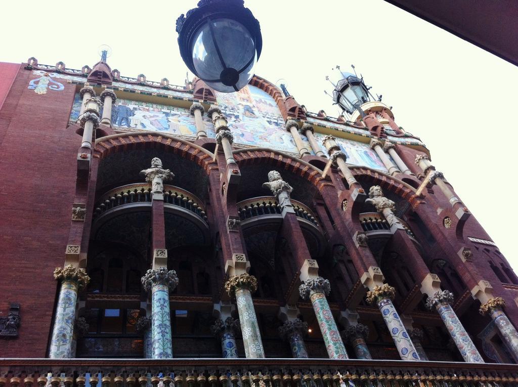 Eixample Patio Views With Amazing Terrace Apartment Barcelona Exterior foto