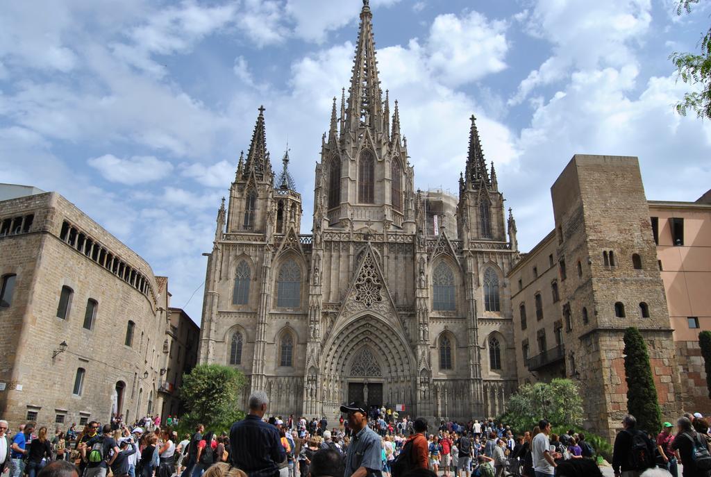 Eixample Patio Views With Amazing Terrace Apartment Barcelona Exterior foto